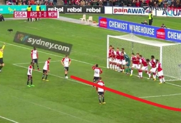 VIDEO: Đá phạt gần hơn cả penalty và cái kết tồi tệ