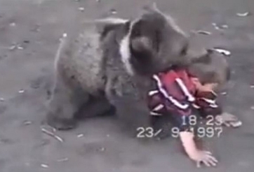 'Đại bàng UFC' quật ngã gấu khổng lồ từ năm 9 tuổi