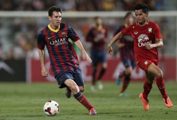 Messi cùng dàn sao Barca từng hành hạ ĐT Thái Lan như thế nào?