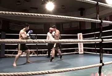 Cung Lê đánh bại 'bản sao Lý Tiểu Long' bằng mưa đòn mãn nhãn