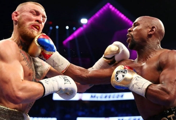 'Độc cô cầu bại' Mayweather hạ gục McGregor ở trận chiến lớn nhất lịch sử