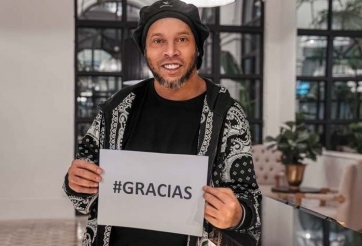 Ronaldinho trải lòng về 60 ngày đánh mất tự do