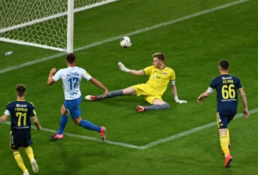 Thủ môn 17 tuổi lập kỷ lục không tưởng dù đội nhà thua 10-1