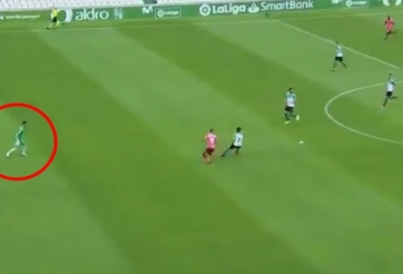 Con trai Zidane phạm sai lầm ngớ ngẩn báo hại đội nhà