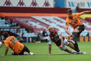 Đả bại Aston Villa, Wolves vượt MU trong cuộc đua top 4