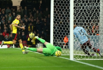 'Cuộc chiến sinh tồn' ở Ngoại hạng Anh