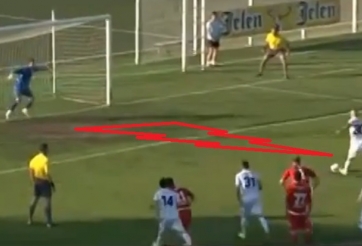 VIDEO: Đã tìm ra cú đá penalty thảm họa nhất mọi thời đại