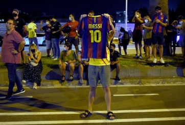 CĐV Barca tuyệt đối trung thành với Lionel Messi