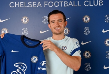 CHÍNH THỨC: Chelsea chiêu mộ hậu vệ đắt giá nhất lịch sử CLB