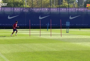 VIDEO: Coutinho trở lại tập luyện trong màu áo Barca
