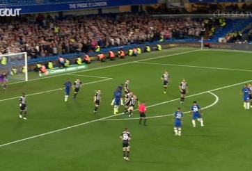 VIDEO: Bàn thắng đầu tiên của Reece James trong màu áo Chelsea