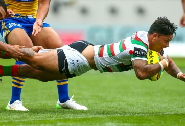 VIDEO: Những pha xử lý 'đi vào lòng đất' trong thể thao