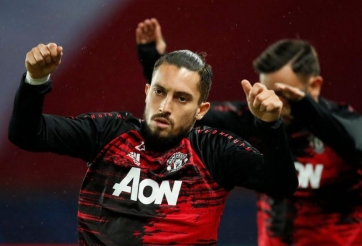 Tân binh MU dương tính với Covid-19