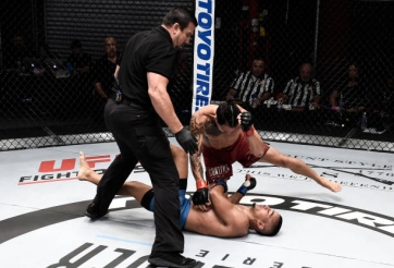 Thành Lê đấm gục đối thủ trong trận tranh hợp đồng UFC