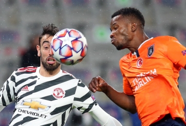 Rio Ferdinand 'điên tiết' với hàng thủ của MU