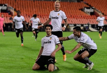 Real Madrid thua đậm với cú hat-trick penalty