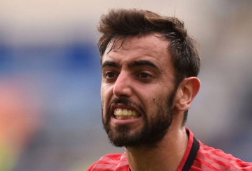 Bruno Fernandes khó chịu với sao trẻ MU