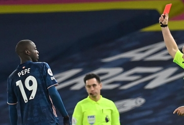 Sao 72 triệu bảng của Arsenal bị chỉ trích là 'đồ não tàn'