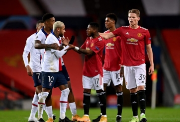 Neymar suýt 'tẩn' cầu thủ MU vì bị chơi xấu