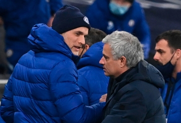 Mourinho mỉa mai Tuchel