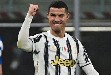 Ronaldo lập kỳ tích chưa từng có trong lịch sử