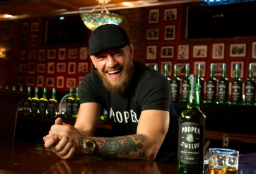 McGregor kiếm bộn tiền nhờ bán thương hiệu Whiskey Proper 12