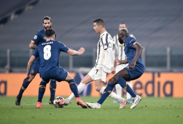 Xác định 2 đội bóng đầu tiên vào Tứ kết Champions League