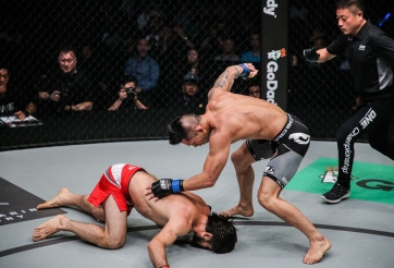 Một đấm vỡ quai hàm, Martin Nguyễn 'báo thù' thành công nhà vô địch bất bại