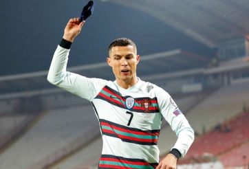 Ronaldo bị đồng nghiệp chế nhạo là Penaldo