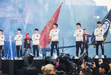 IG Ning: 'Sau 8 năm trời cố gắng, cuối cùng LPL cũng giành được chức vô địch danh giá nhất'