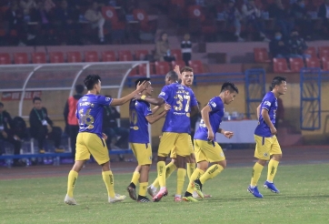 Hà Nội FC: Họ đang ngủ mê khi no nê danh hiệu?