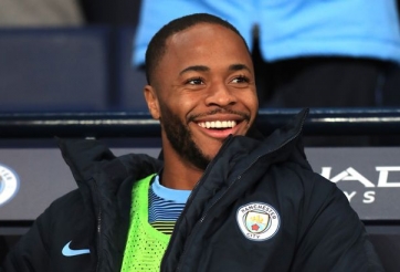 Thắng C1, Sterling 'cà khịa' sao MU