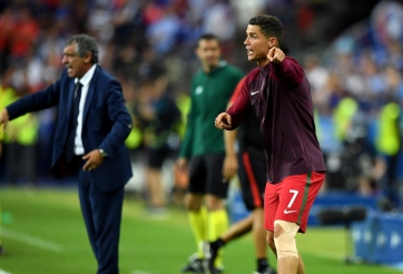 Ronaldo: 'Làm HLV, tôi sẽ dạy học trò rê bóng, sút và ghi bàn'