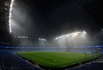 Chính thức: Trận Man City - West Ham tạm hoãn 