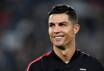 Ronaldo chọn xong 'Vua bóng đá' trong nay mai