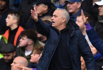 Thua Chelsea, Mourinho đổ lỗi cho điều gì?