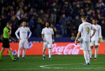 Thua sốc, Real đánh mất ngôi đầu La Liga
