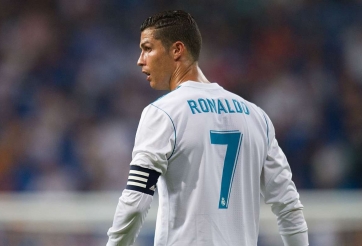 Ronaldo mất 30 triệu euro nếu không đến Real 