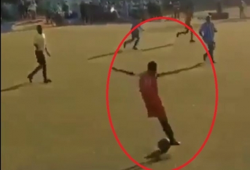 HÀI HƯỚC: Khi bạn muốn làm vũ công Ba-lê mà bố mẹ lại bắt đi đá bóng