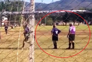 VIDEO: Cầu thủ sử dụng tiểu xảo cực kỳ khó tin