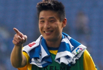 'Ronaldo Trung Quốc' được gia hạn dù thi đấu tệ