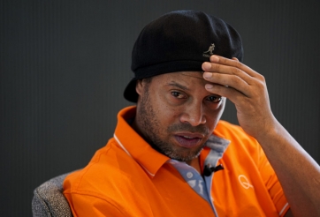 Ronaldinho nhận tin 'sét đánh' tại Paraguay?