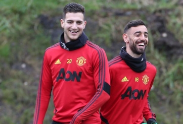 Mourinho âm thầm 'hút máu' đội bóng cũ MU