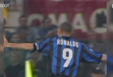VIDEO: Ronaldo 'béo' rực sáng giúp Inter đánh bại Roma 5-4