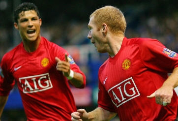 Paul Scholes gạt Ronaldo khỏi vị trí tiền đạo hay nhất từng sát cánh
