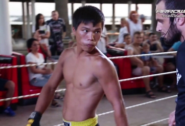 'Bản sao Lý Tiểu Long' 2 lần liên tiếp đánh bại cao thủ MMA