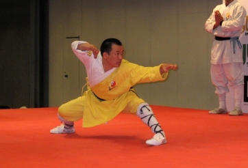 Nhà sư Thiếu Lâm chấn động thế giới sau màn tỉ thí cao thủ Taekwondo