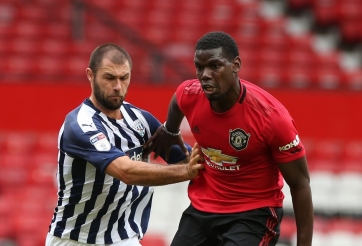 Pogba đá cặp Fernandes, MU vẫn thua đội hạng dưới