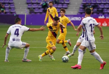 Barca níu giữ hi vọng vô địch bằng chiến thắng trước Valladolid