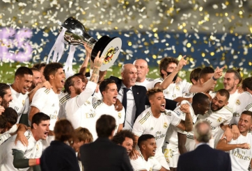 VIDEO: Khoảnh khắc Ramos nâng cao danh hiệu La Liga thứ 34